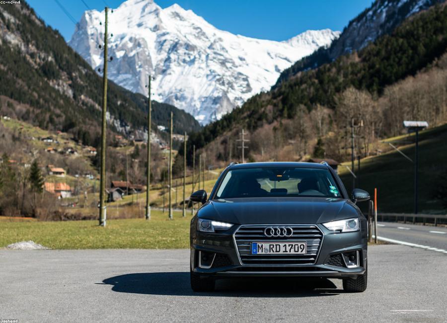 Audi A4 Avant 2.0 TDI panoramë dhe lëkurë